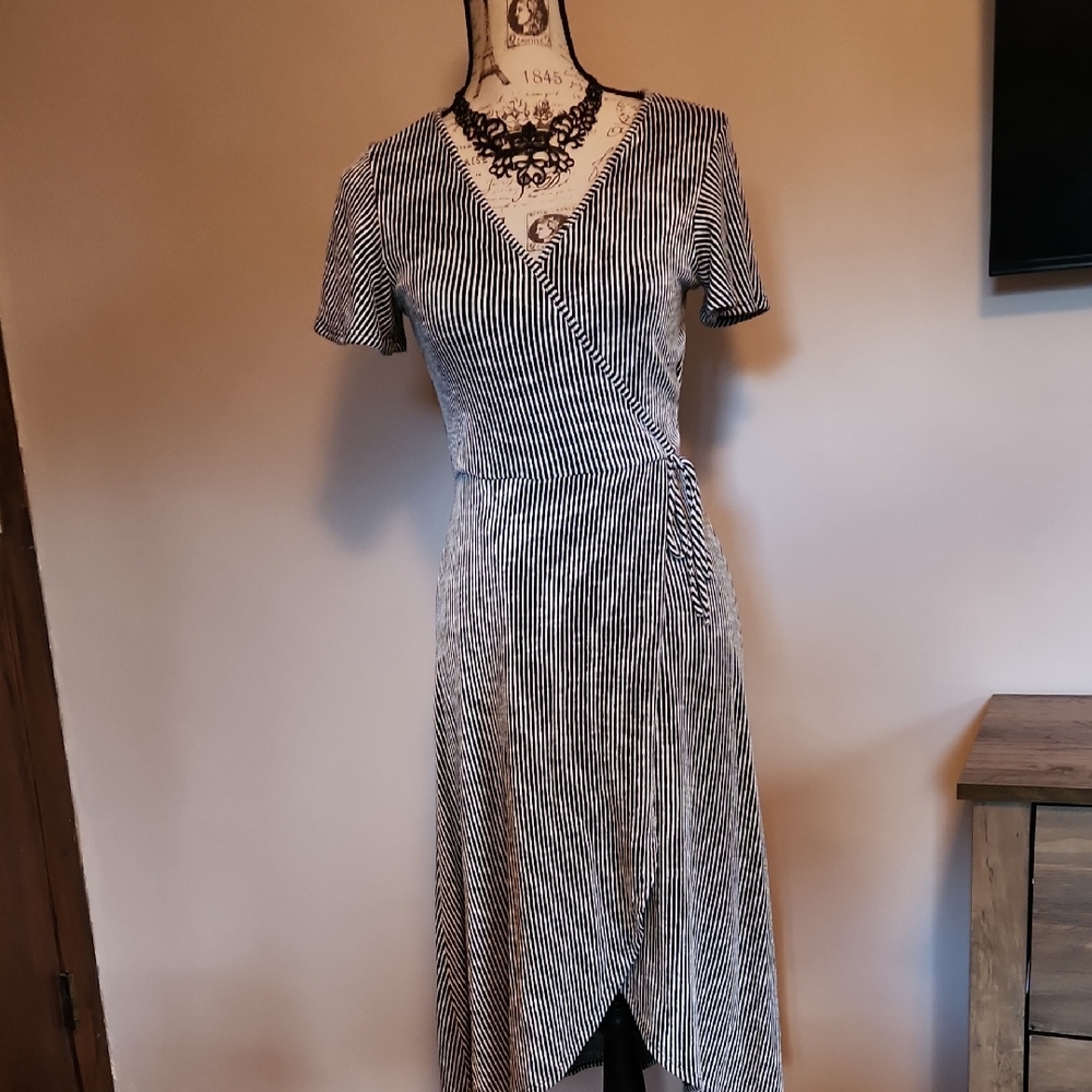 Black and White Asymmetrical Summer Dress